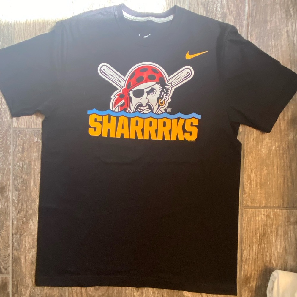 Men’s Pittsburgh Pirates Nike T shirt
